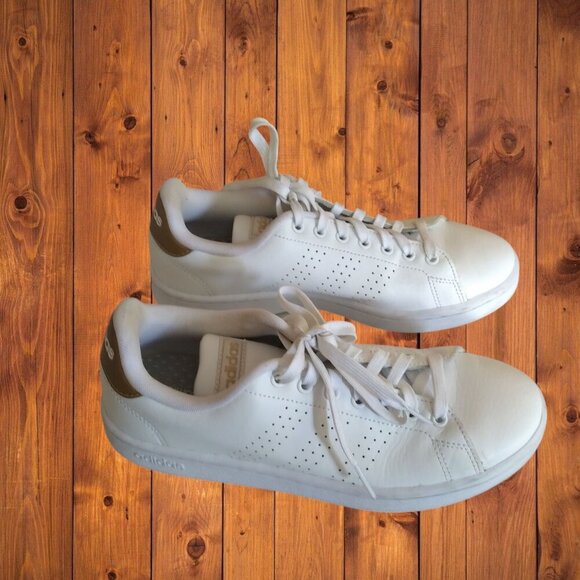 adidas Shoes - Adidas Cloudfoam Advantage Women's Size 7.5 White Copper Low Top Lace Up Shoes